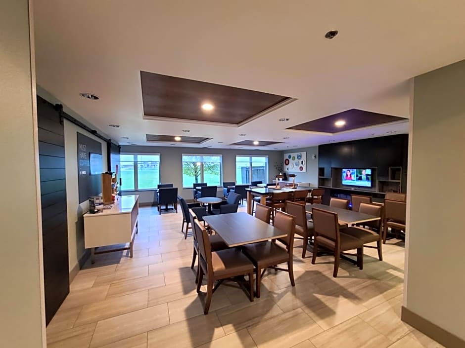 Holiday Inn Express Hotel & Suites Sheldon by IHG