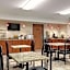 Super 8 by Wyndham Germantown/Milwaukee