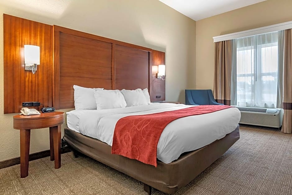 Comfort Suites