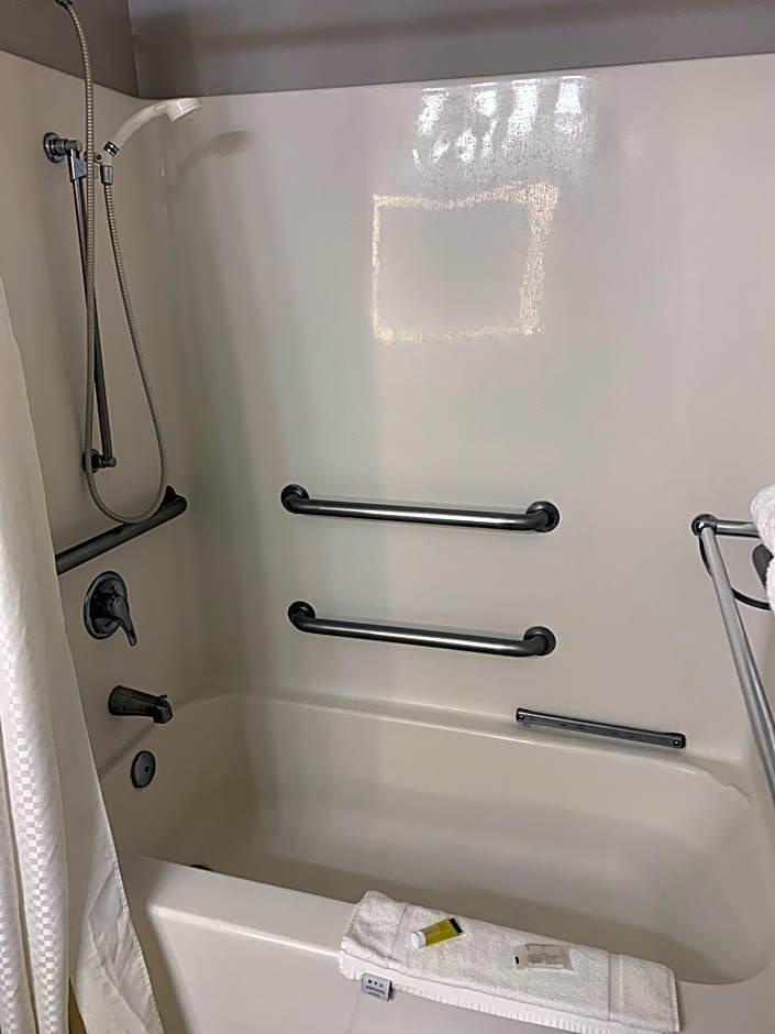 Days Inn by Wyndham Custer