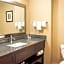 Comfort Inn & Suites Plainville-Foxboro