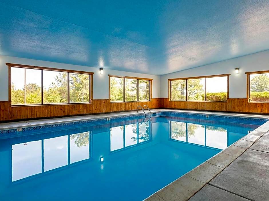 Oscoda Lakeside Hotel