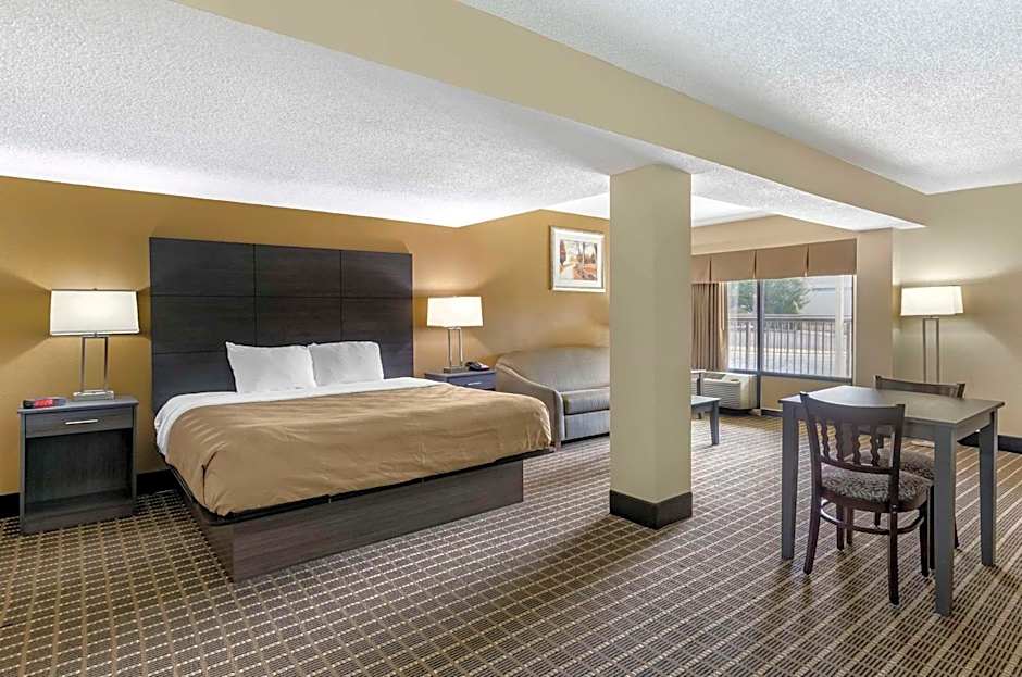 Quality Inn Hillsville