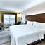 Holiday Inn Express Hotel & Suites Byron