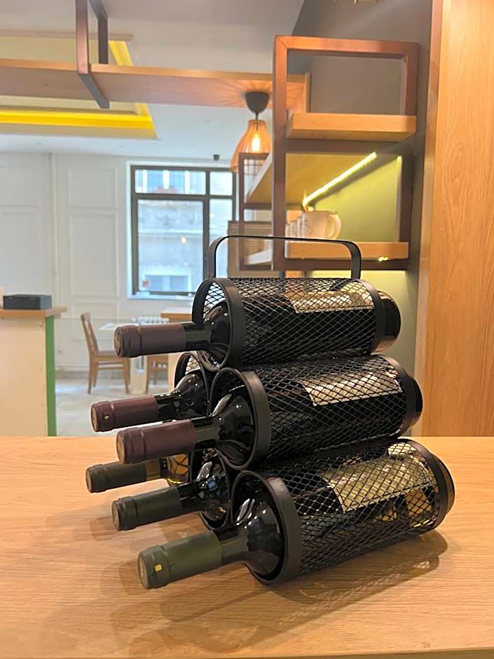 Side One Design Hotel Garni