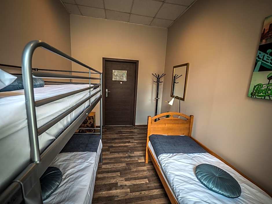 Hostel Pod Basztą