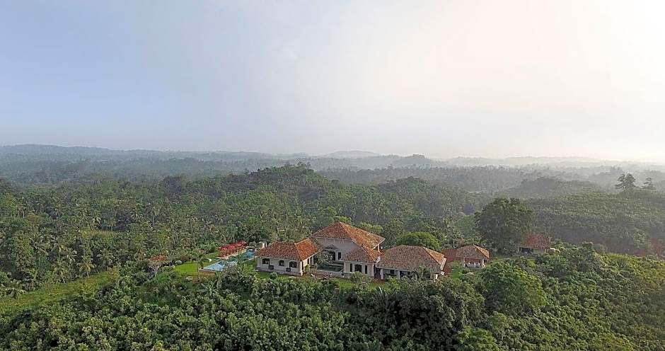 Villa Mayurana by Edwards Collection