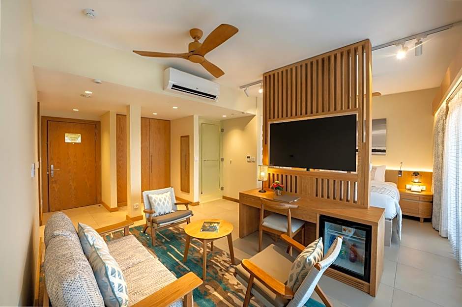 Ocean's Creek Beach Hotel