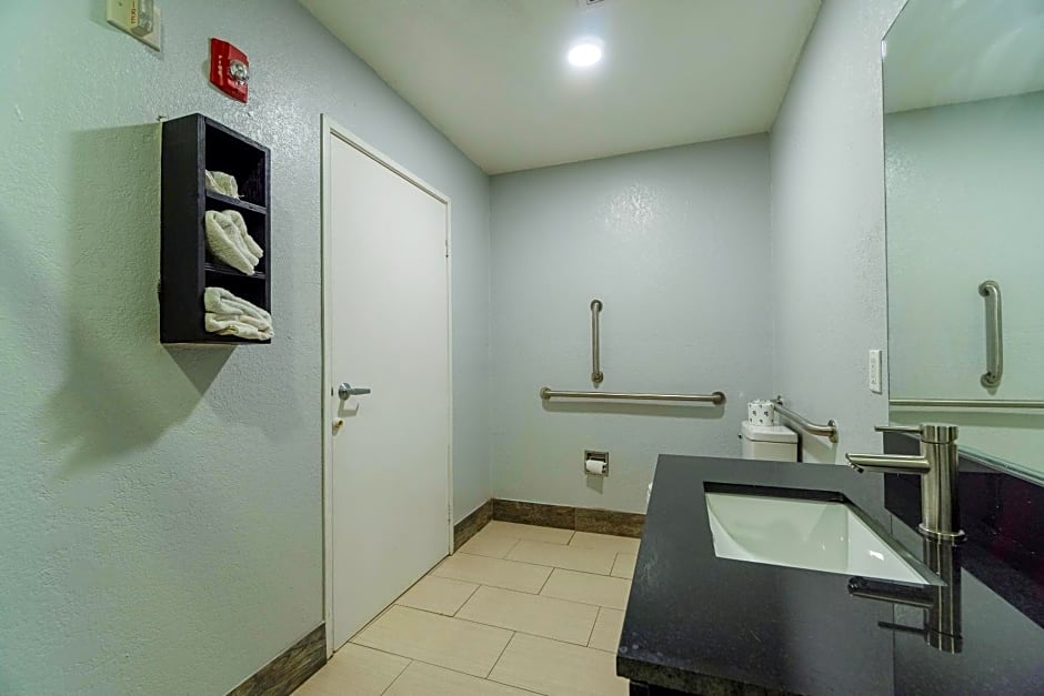 Xpress Inn & Extended Stays