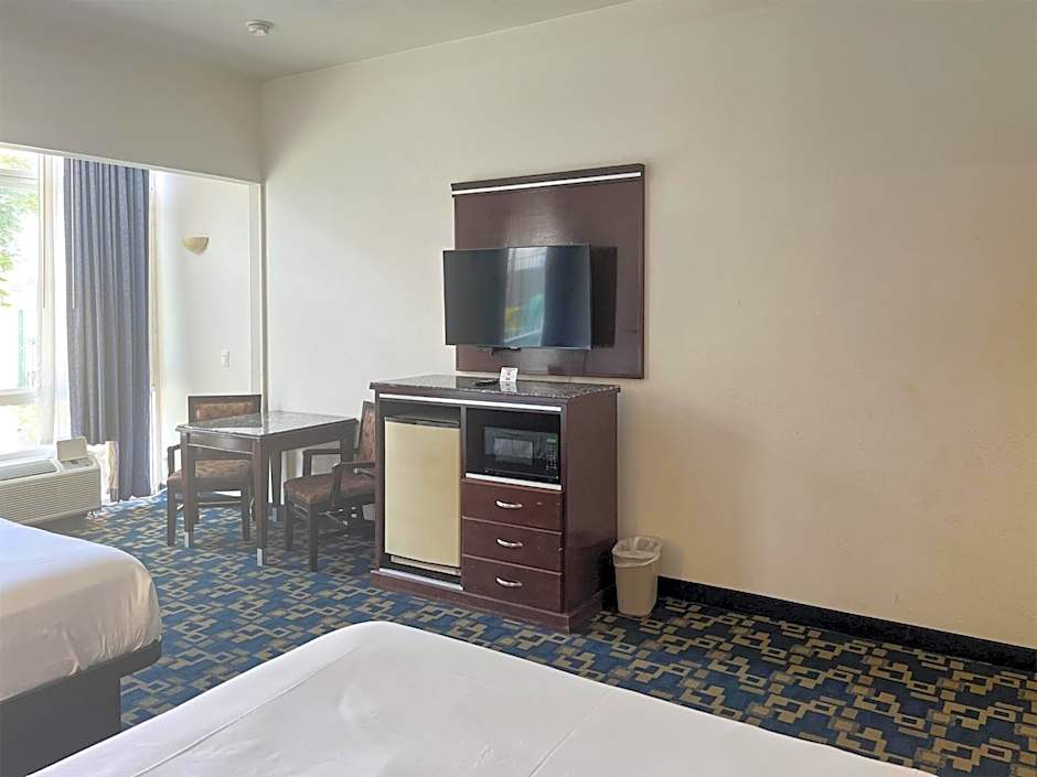 Oceanside, CA - Marina / Camp Pendleton