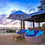 Coco de Mer and Black Parrot Suites