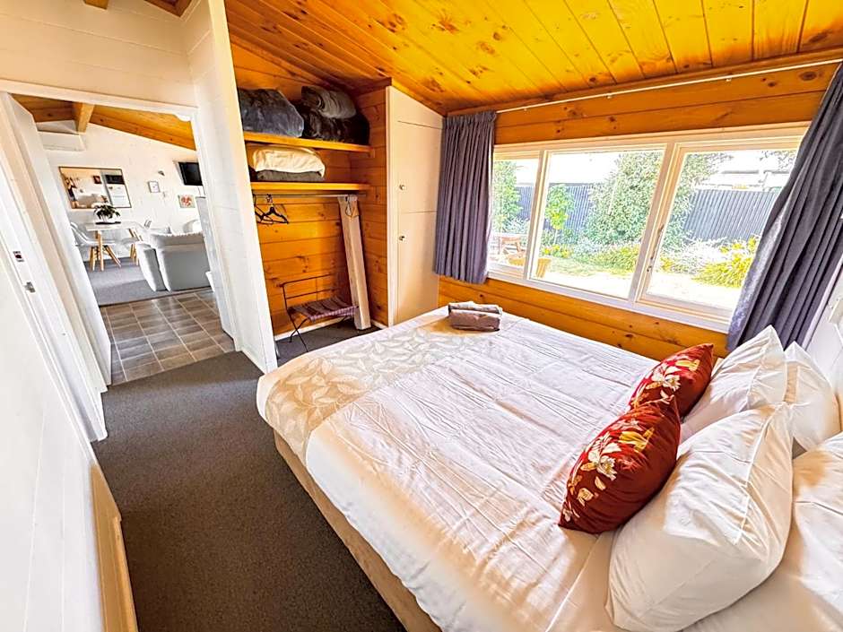 Waikanae Beach Motel