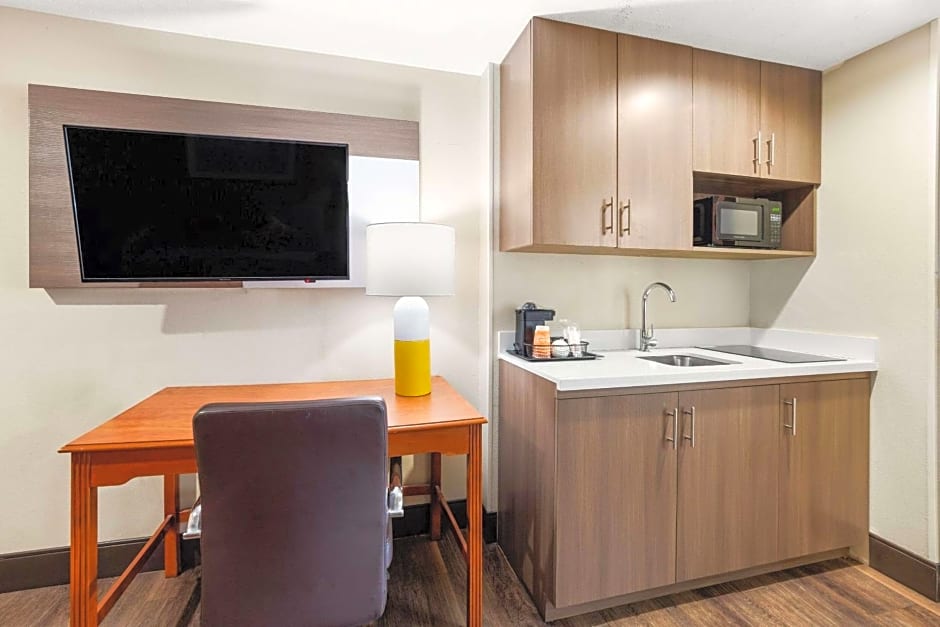 Comfort Suites Columbia at Harbison