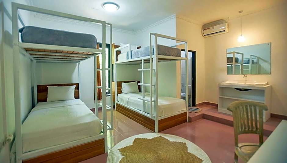 Capital O 93944 Geweka Homestay