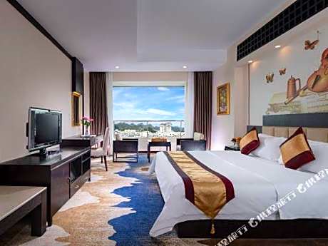 Tian Cheng Tai He Hotel