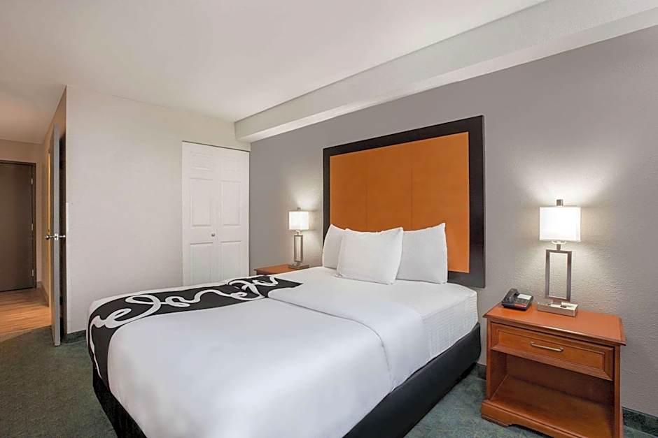 La Quinta Inn & Suites by Wyndham Everett