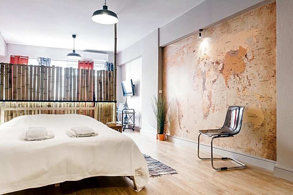 toStay-Unique apartment hotel in Athens center!