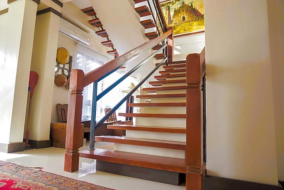 Veranda Suites and Restaurant