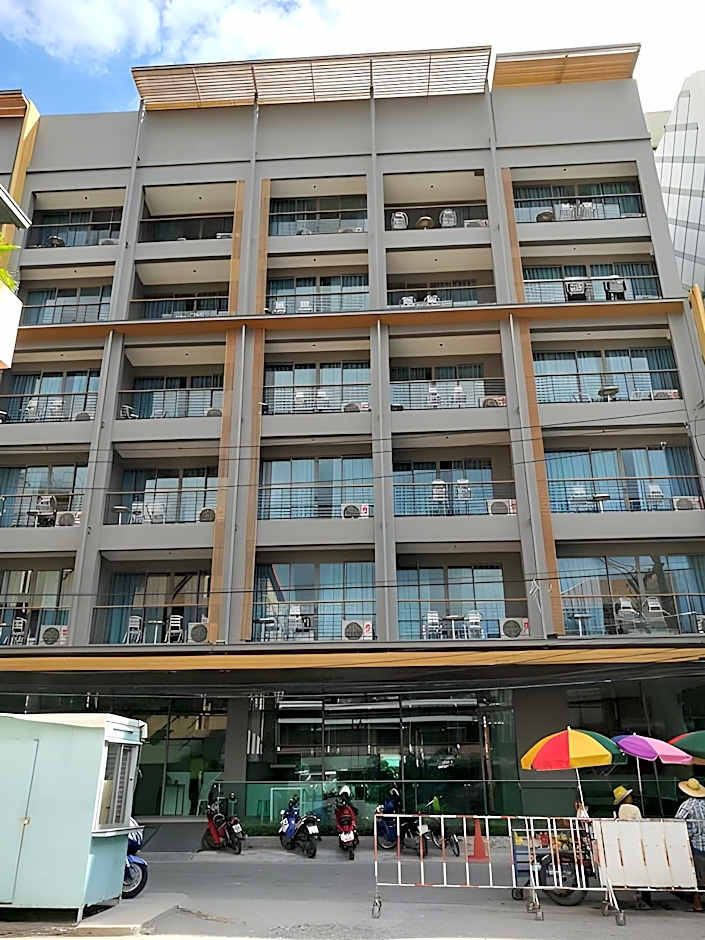 The Scenery City Hotel