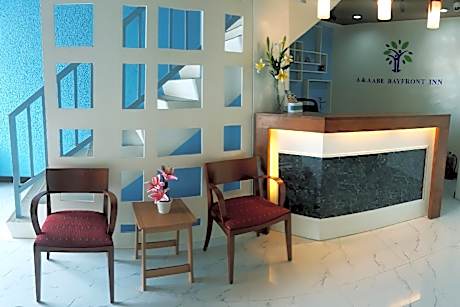 A&A ABE BAYFRONT INN