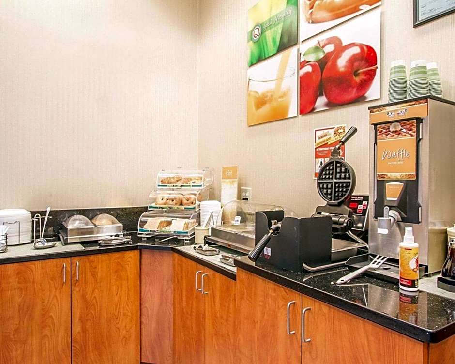 Quality Inn & Suites Greenville I-65