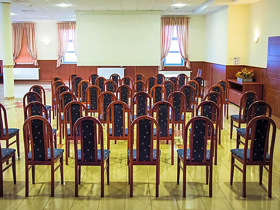 Hotel Restauracja Autos