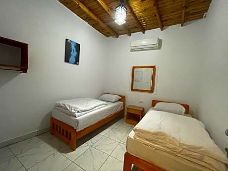 Single Room with Shared Bathroom