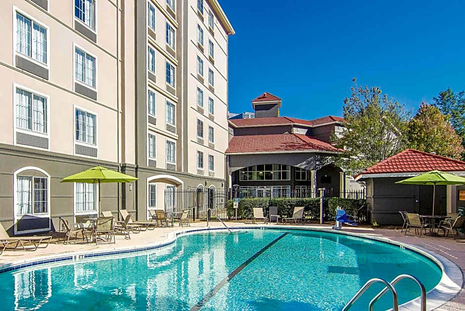 La Quinta Inn & Suites by Wyndham Atlanta Perimeter Medical Center