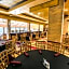 MCM Elegante Hotel & Suites