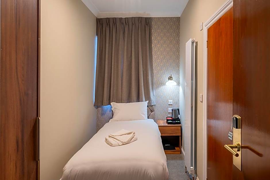 Uno Thames Hotel Maidenhead -Reopened Brand New Again