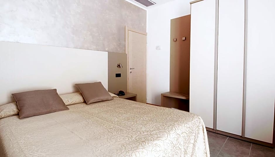 Hotel Aria di Mare - Bed & Brunch in centro a Riccione