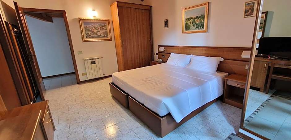 Hotel Montegrino Lakeview