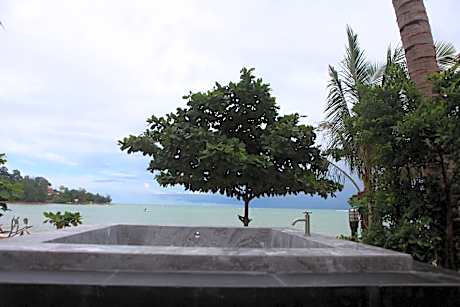 1 Bedroom Beach Front Villa