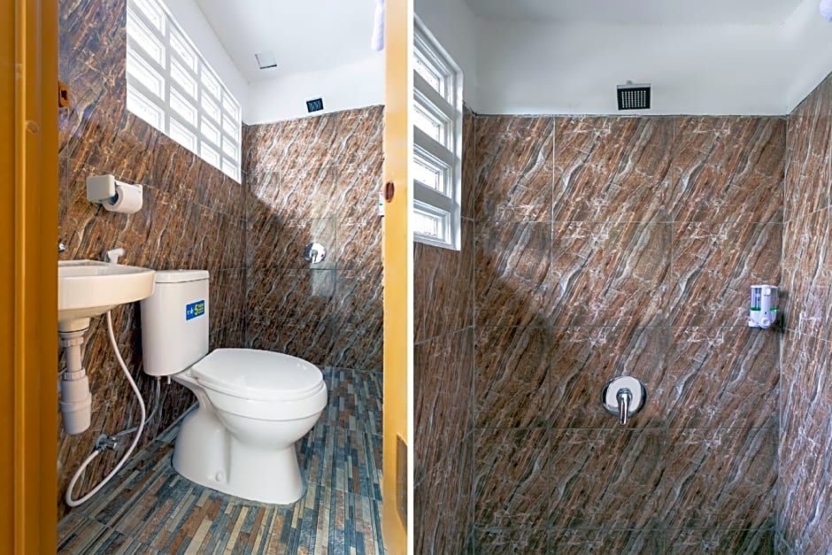 Super OYO Collection O 3130 D'Valley View