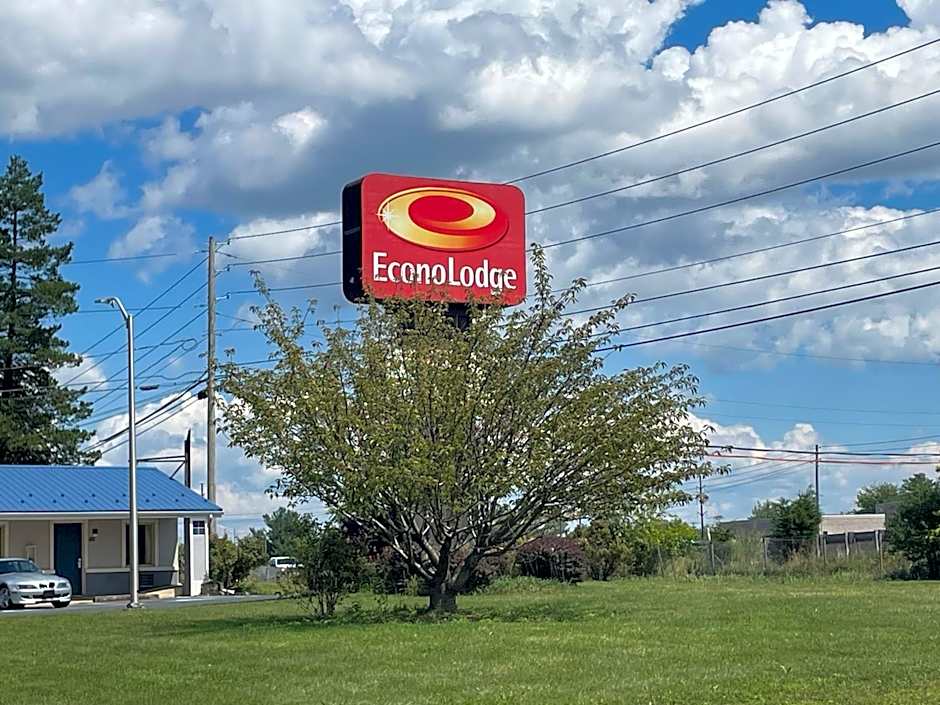 Econo Lodge Mechanicsburg
