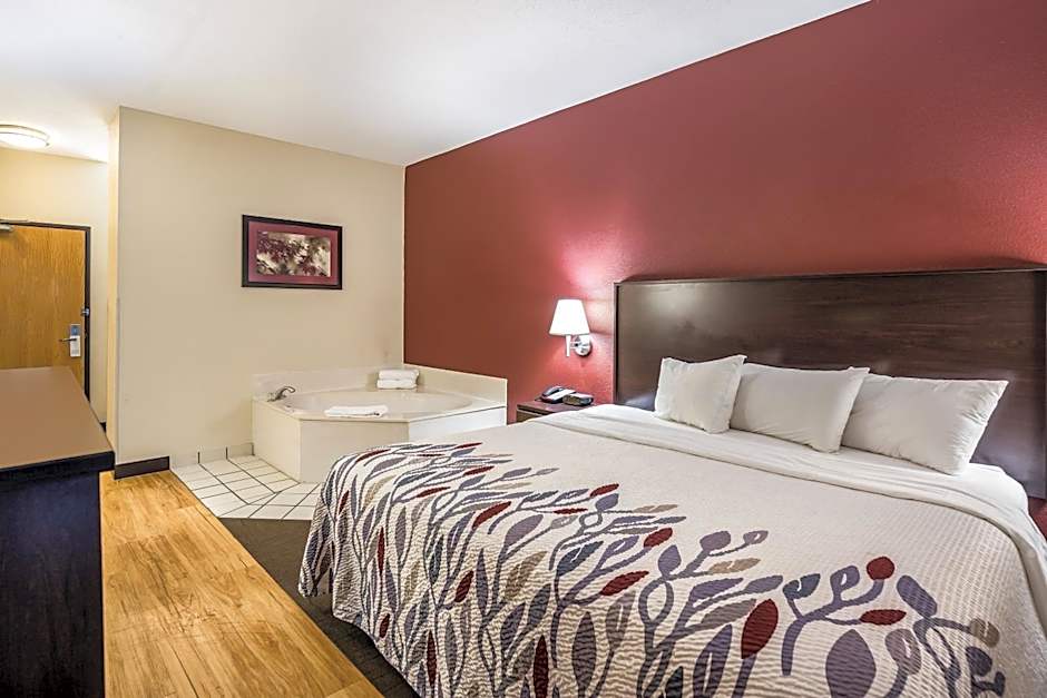 Red Roof Inn St Louis - Troy, IL