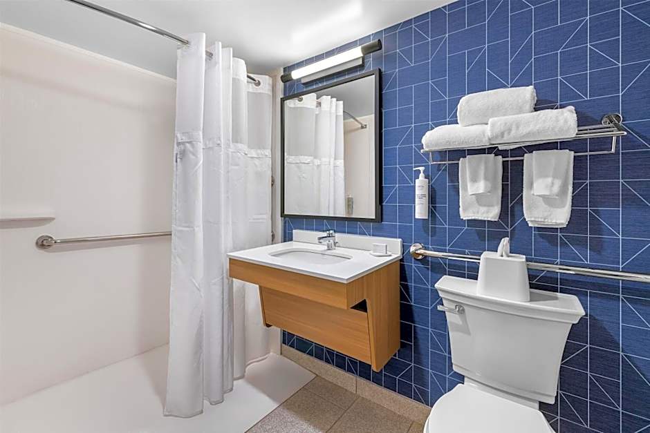 Spark By Hilton Hamburg
