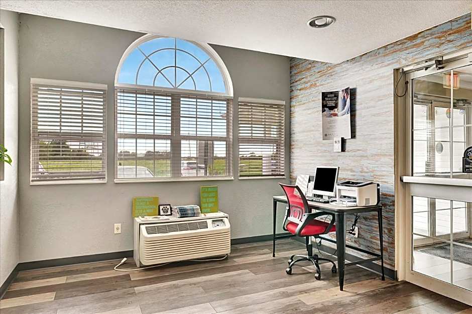 Ramada Limited Bloomington