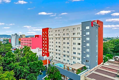 Fiesta Inn Guadalajara Expo