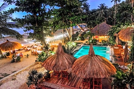 Las Cabanas Beach Resort