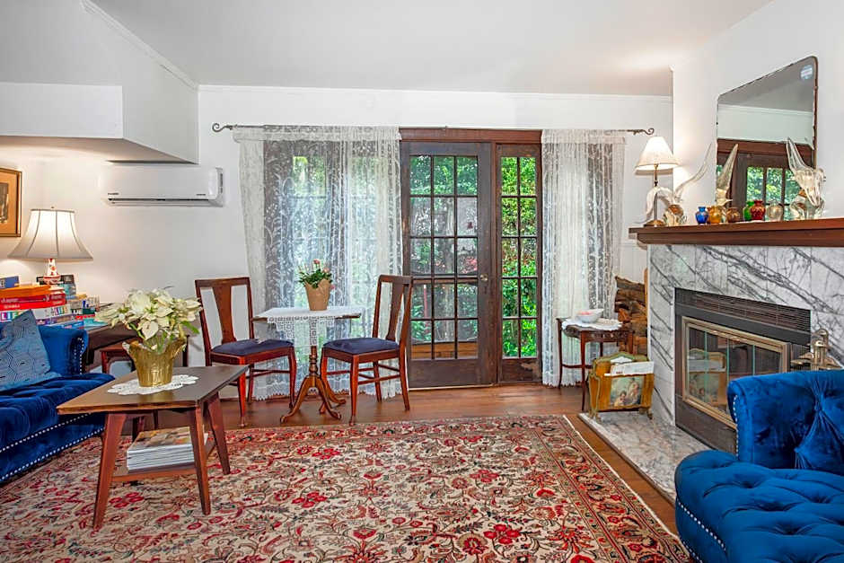 Bath Street Inn
