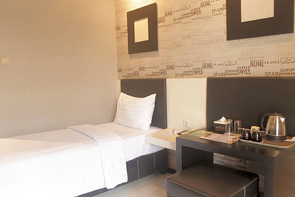 Luminor Hotel Jember by WH