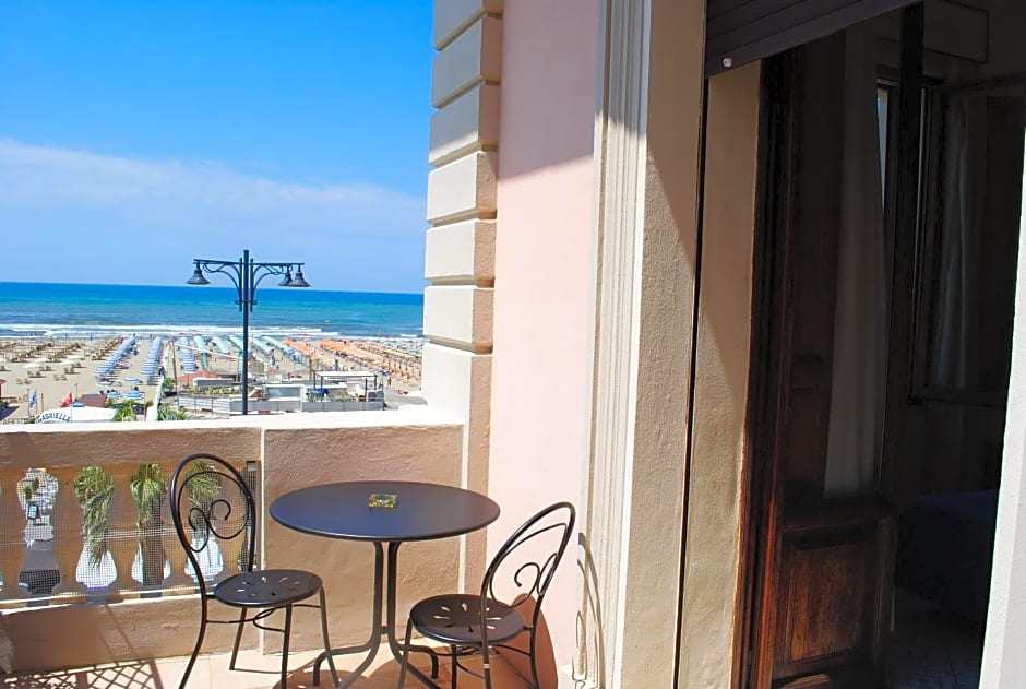 Villa Tina Hotel