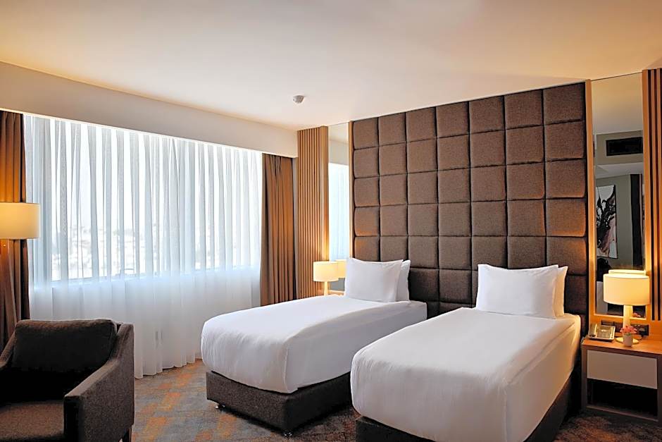 Grand Sapphire City Hotel