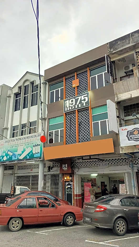 THE 1975  HOTEL EMPIRE