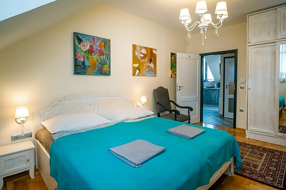 Kiss-Henézi Guest House