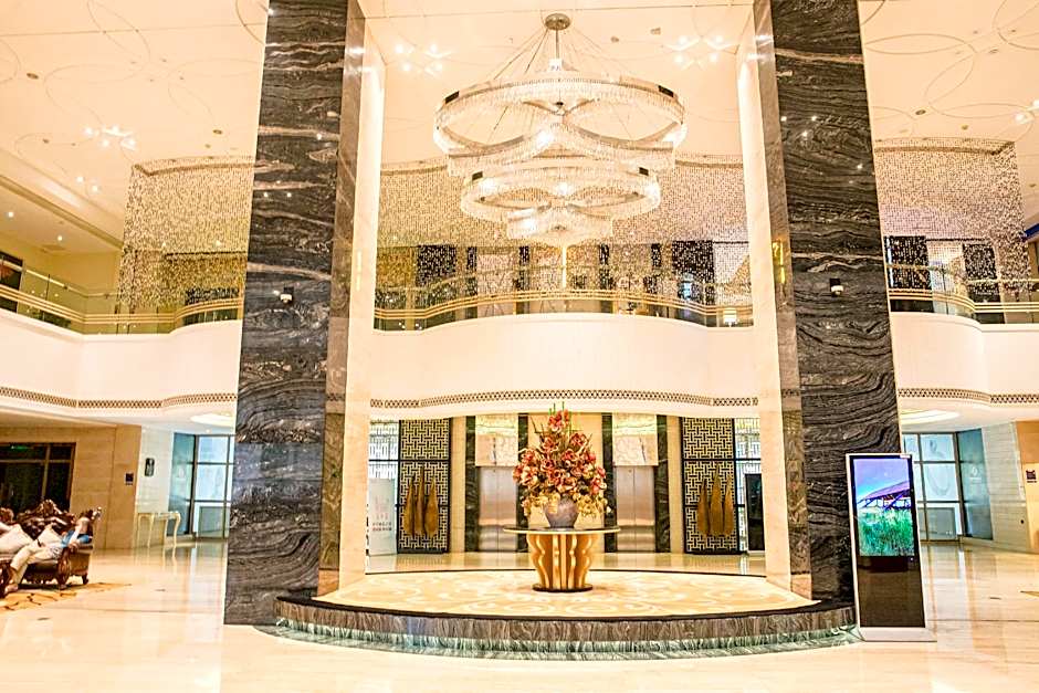 Yihe Grand Hotel