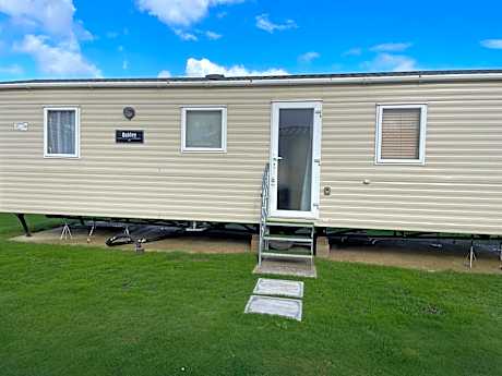 8 Berth family caravan Selsey West Sussex