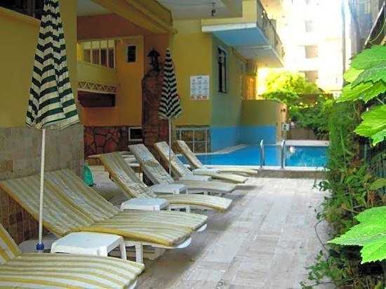 Kleopatra Carina Hotel