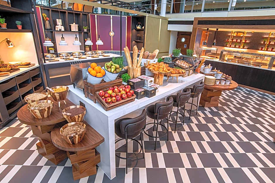 Hilton London Heathrow Airport